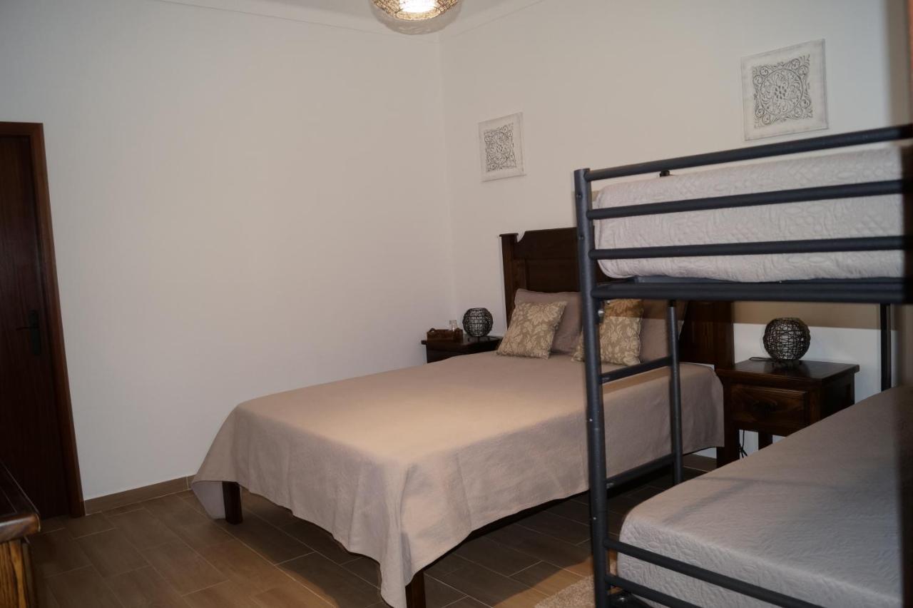 Bed and Breakfast Tapada Do Chafariz Эштремош Экстерьер фото