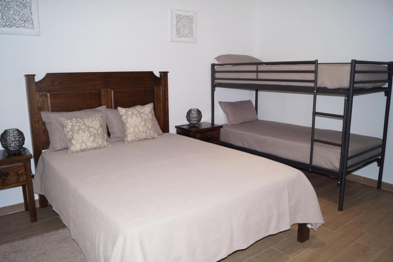 Bed and Breakfast Tapada Do Chafariz Эштремош Экстерьер фото